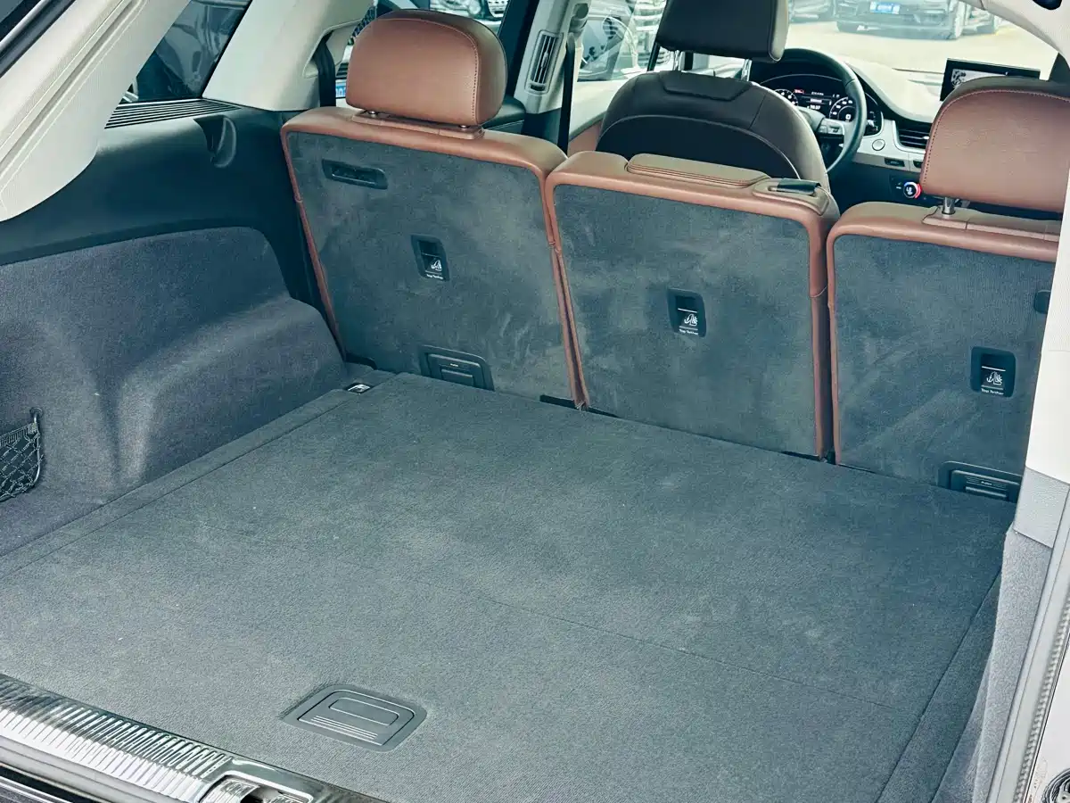 Audi Q7 2018 45 TFSI Technology фото 25