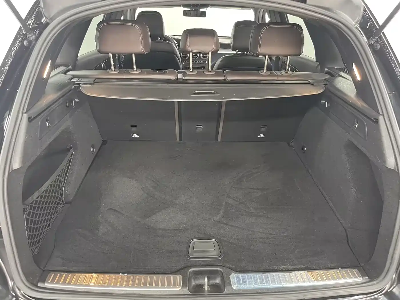 Mercedes-Benz GLC 2022 Model GLC 260 L 4MATIC Luxury Edition фото 6