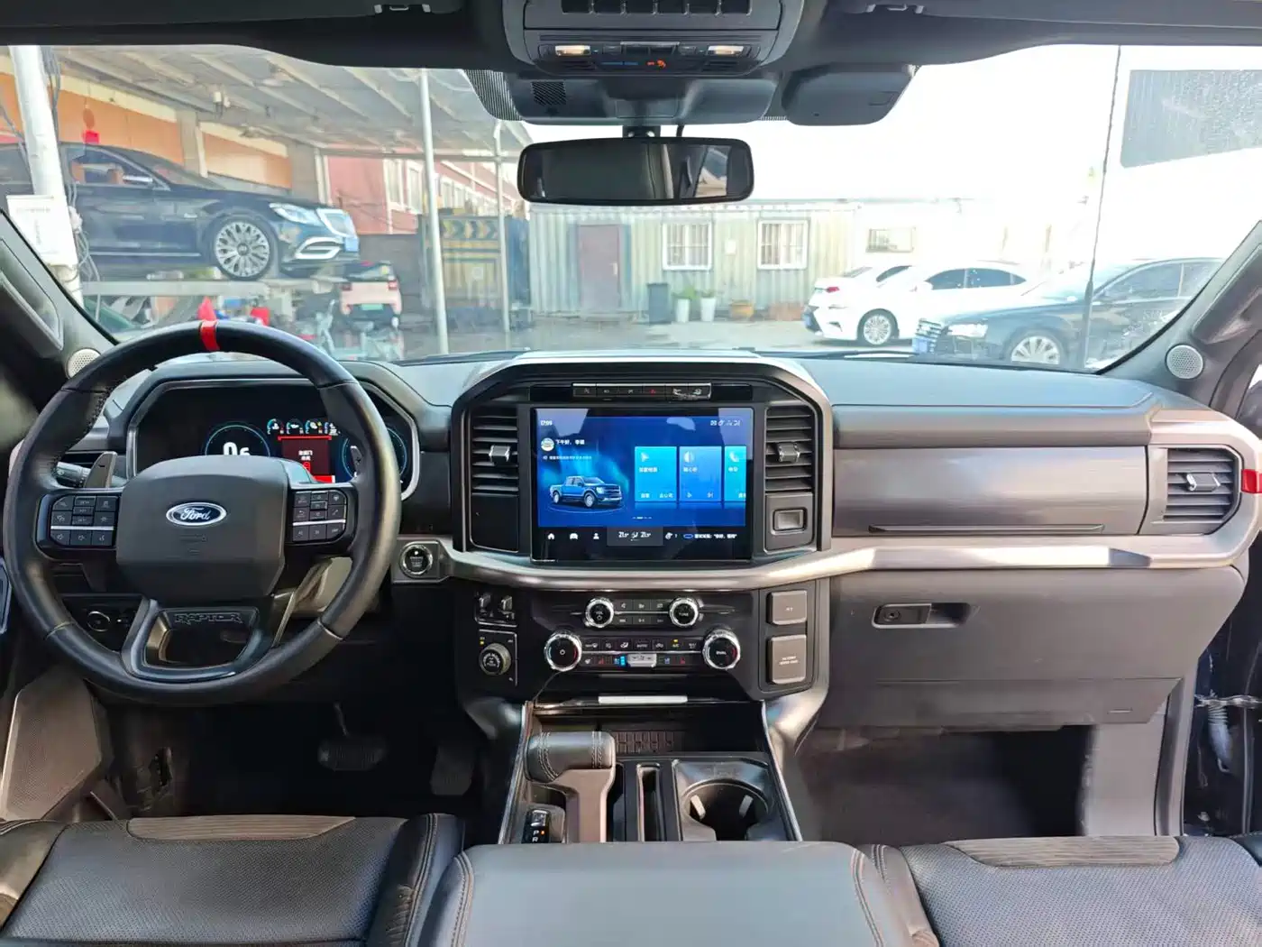 FORD F-150 RAPTOR
