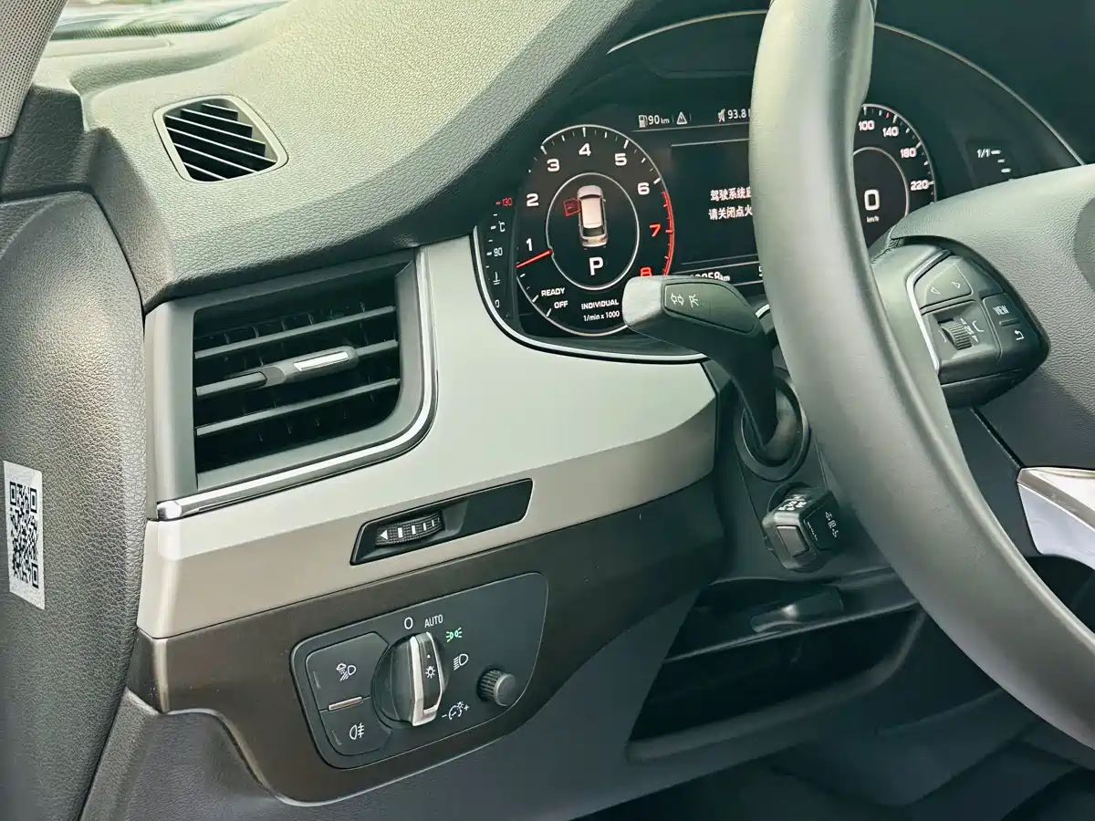 Audi Q7 2018 45 TFSI Technology фото 12