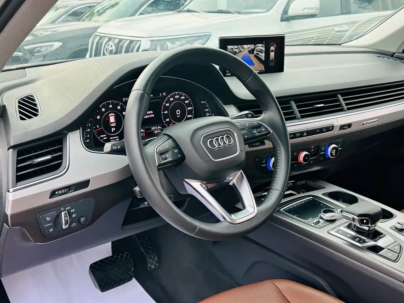 Audi Q7 2018 45 TFSI Technology фото 8