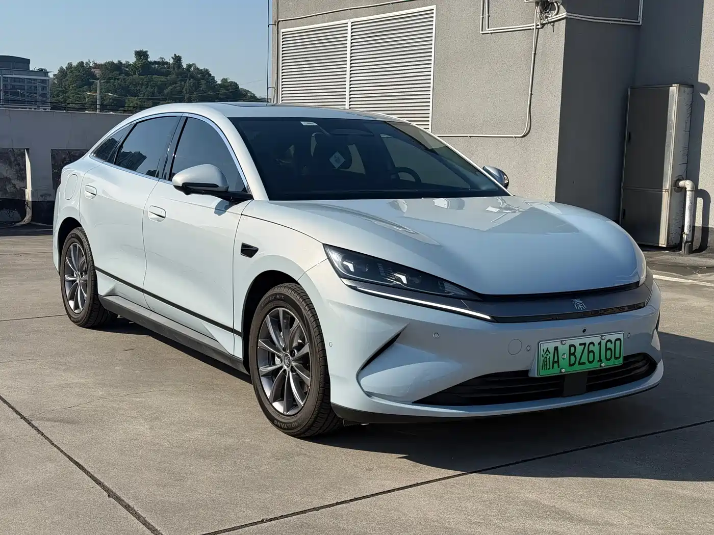 BYD Qin L 2025 EV 545KM Superior фото 3