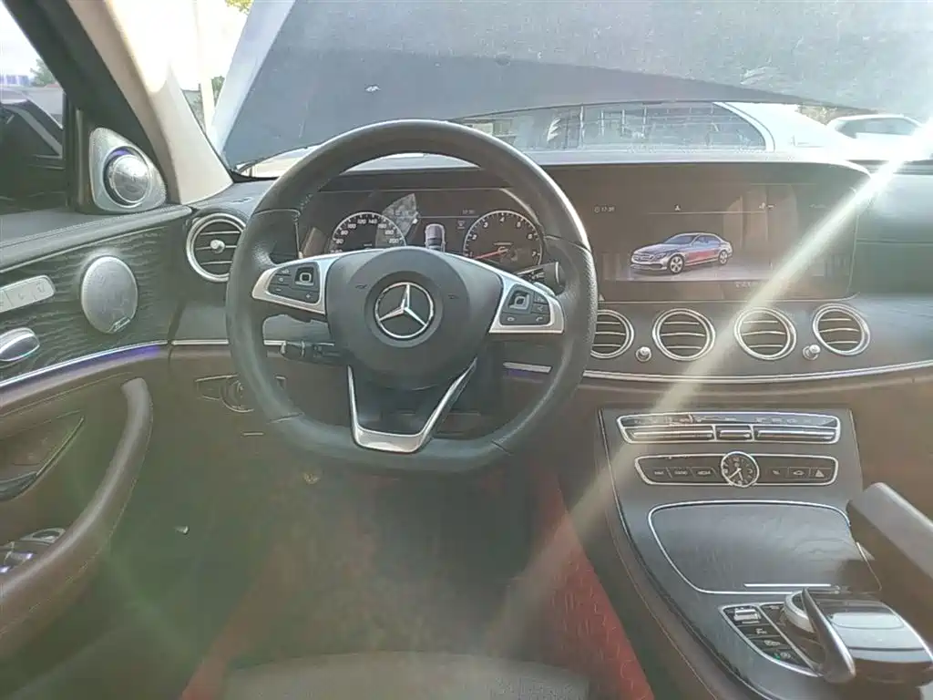Mercedes-Benz E-Class 2018 Facelift E 200 L Sport фото 7
