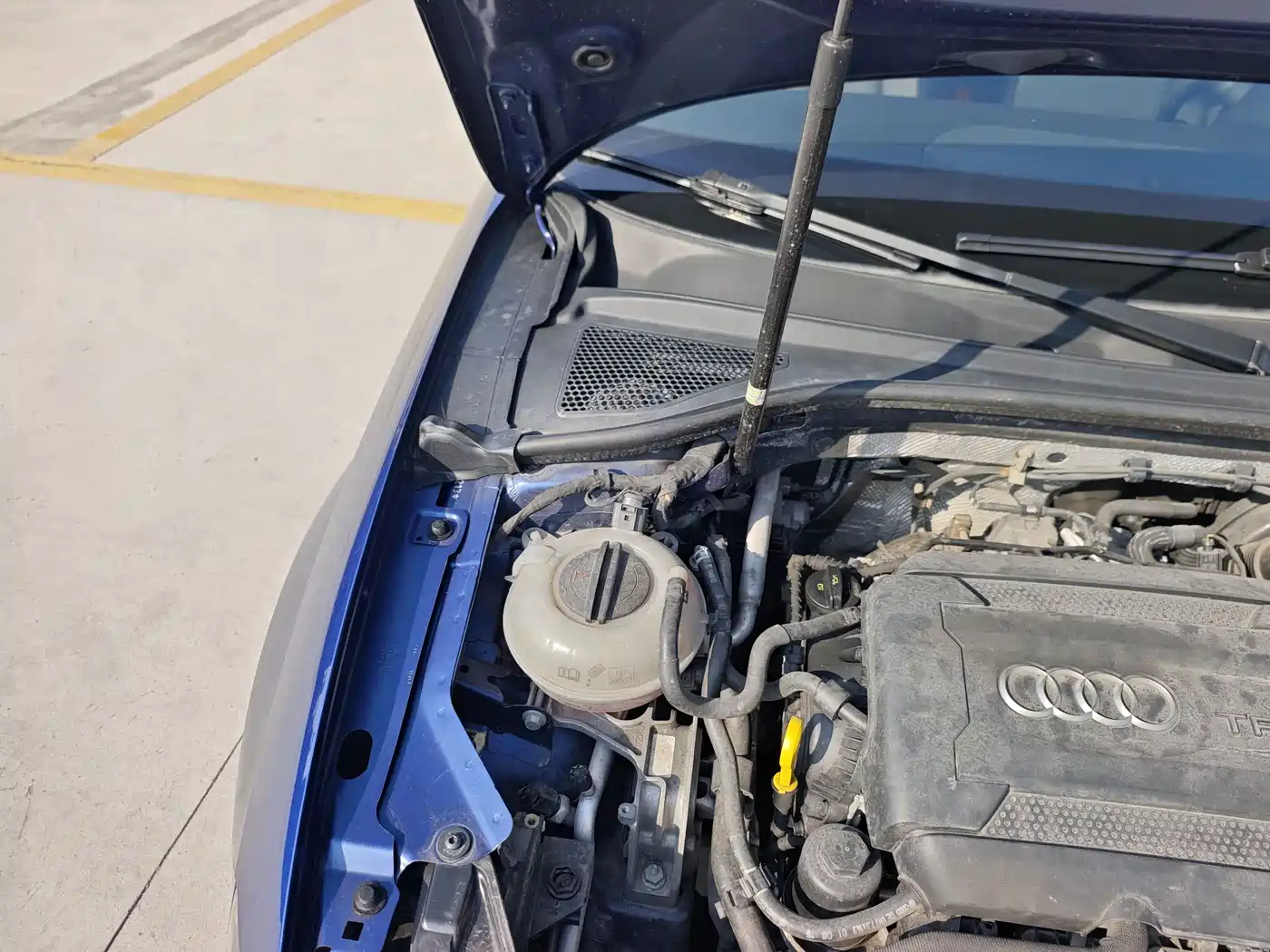 Audi A3 (Import) 2015 Limousine 45 TFSI S line Luxury фото 23