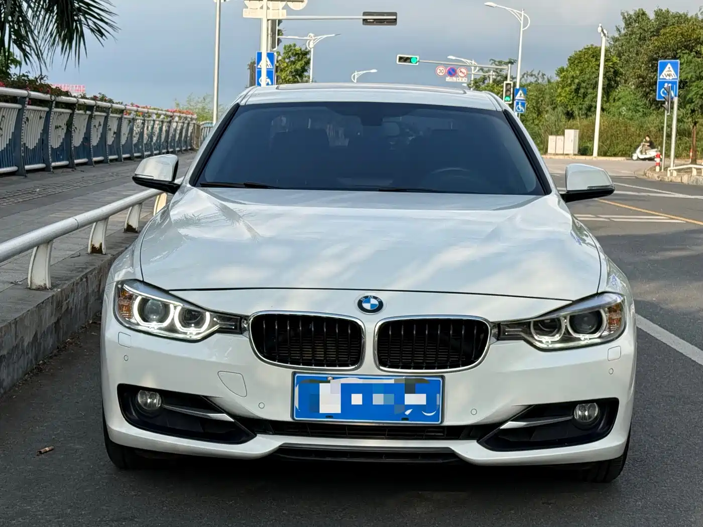 Фото 2 - BMW 3 Series