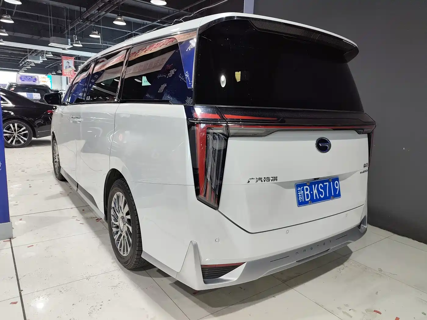 GAC Trumpchi Trumpchi M8 2023 Master Series Dual Hybrid Flagship Edition фото 7