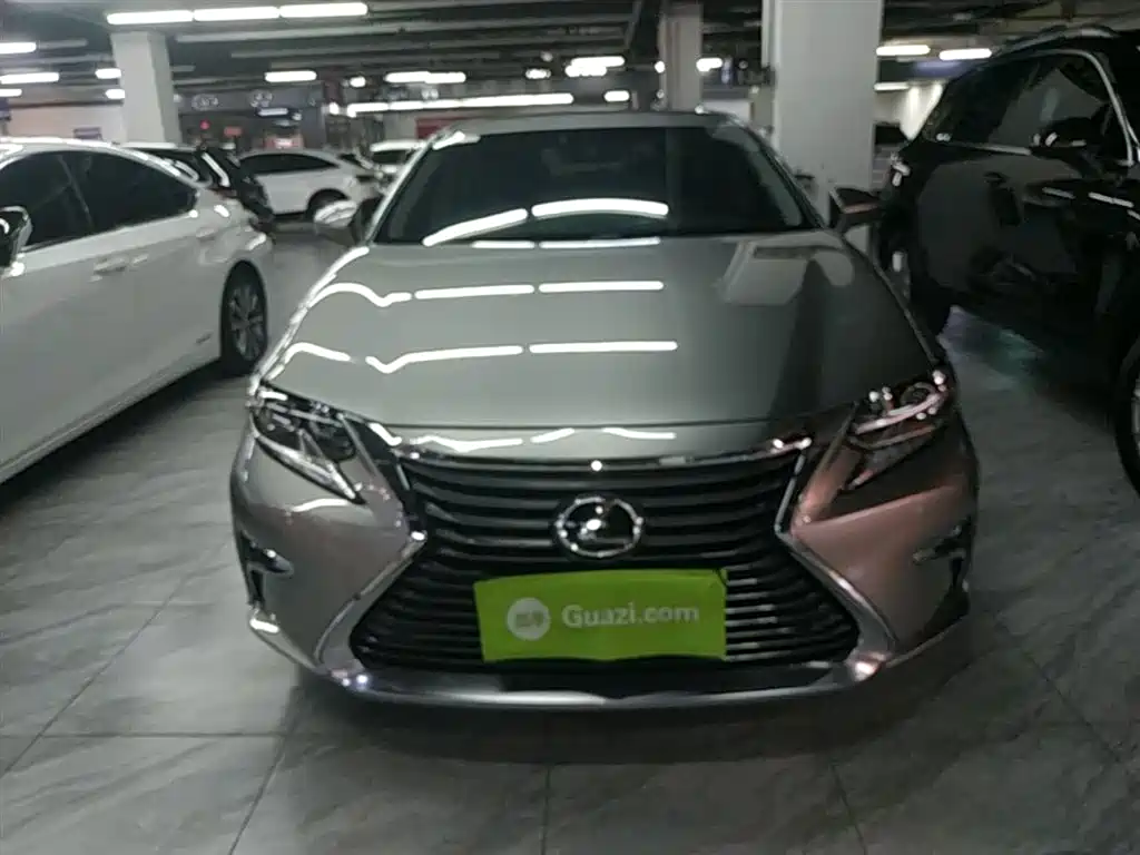 Lexus ES 2015 200 Elite Edition фото 3