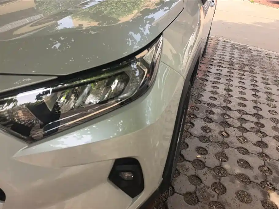 Toyota RAV4 Rongfang 2024 2.0L CVT FWD Urban Edition фото 5