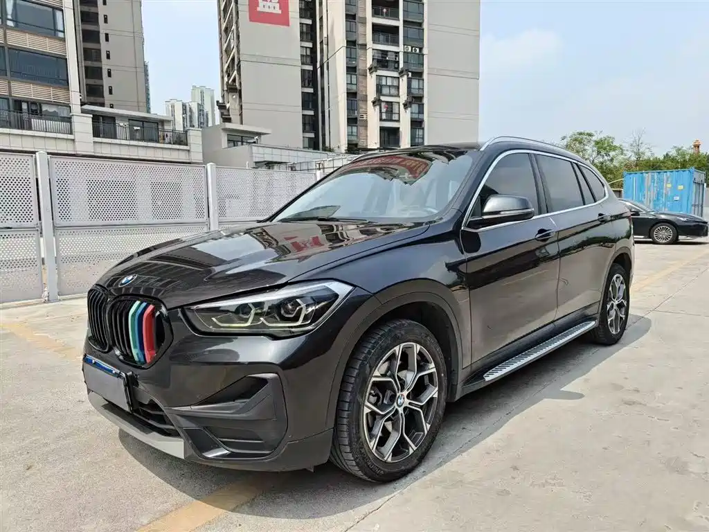 BMW X1 2021 sDrive25Li Leading