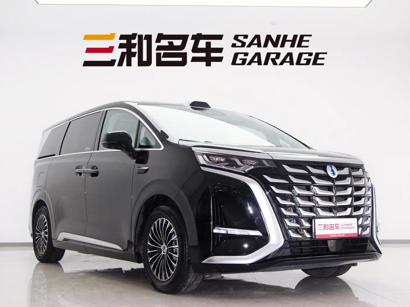 Denza D9 2025 Model DM-i Smart Drive Edition 1020 AWD Flagship фото 3