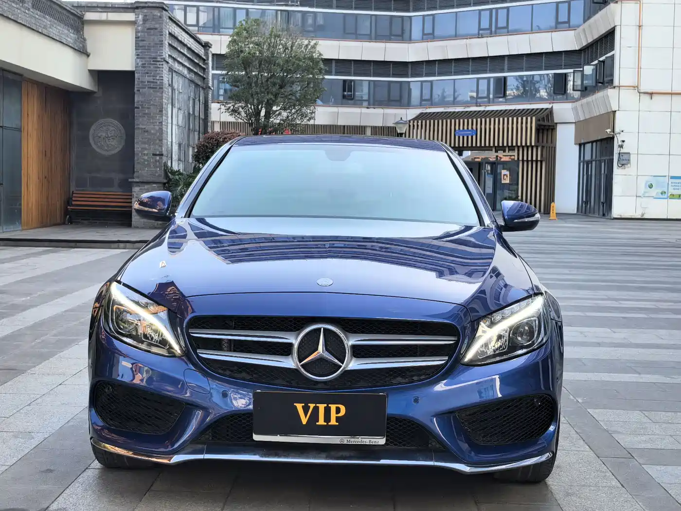 Mercedes-Benz C-Class 2015 Facelift C 180 L Sport фото 2