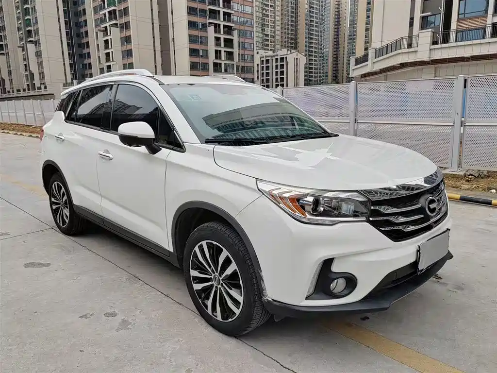GAC Trumpchi Trumpchi GS4 2017 235T Automatic 2WD Luxury Smart Connected Edition фото 2