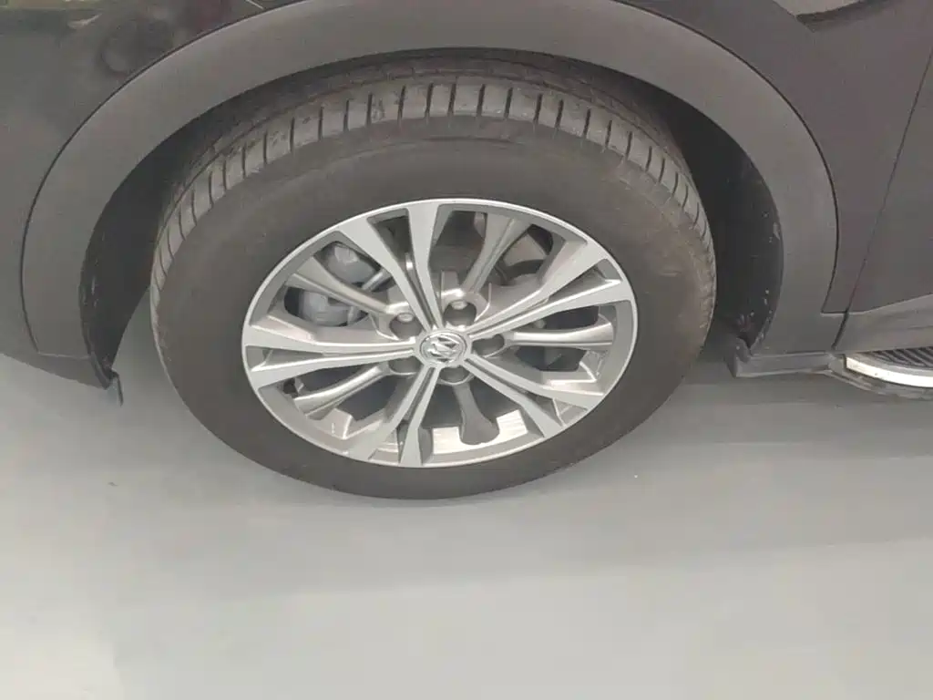Photo 23 - Buick Envision Plus
