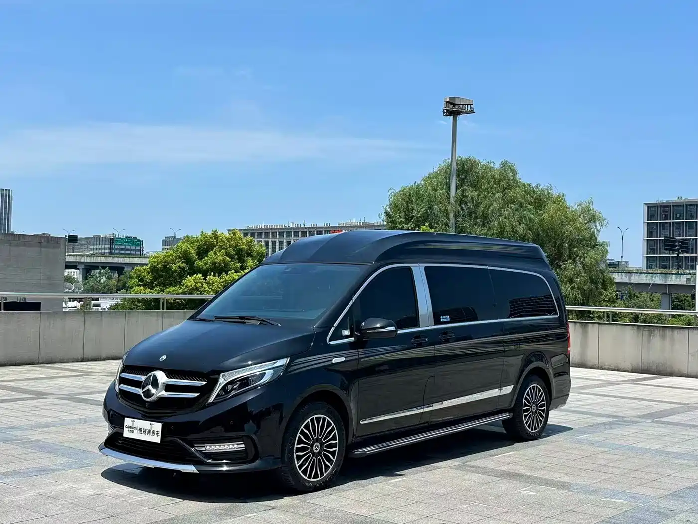 Mercedes-Benz V-Class 2021 V 260 L Long Wheelbase Premium Edition