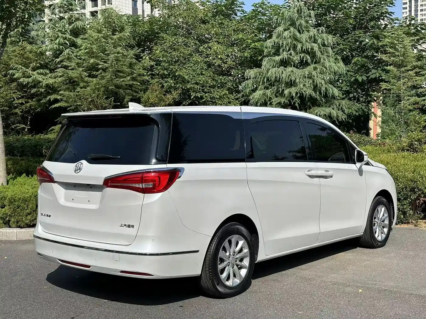 Buick GL8 2017 ES 28T Comfort Type China V фото 4