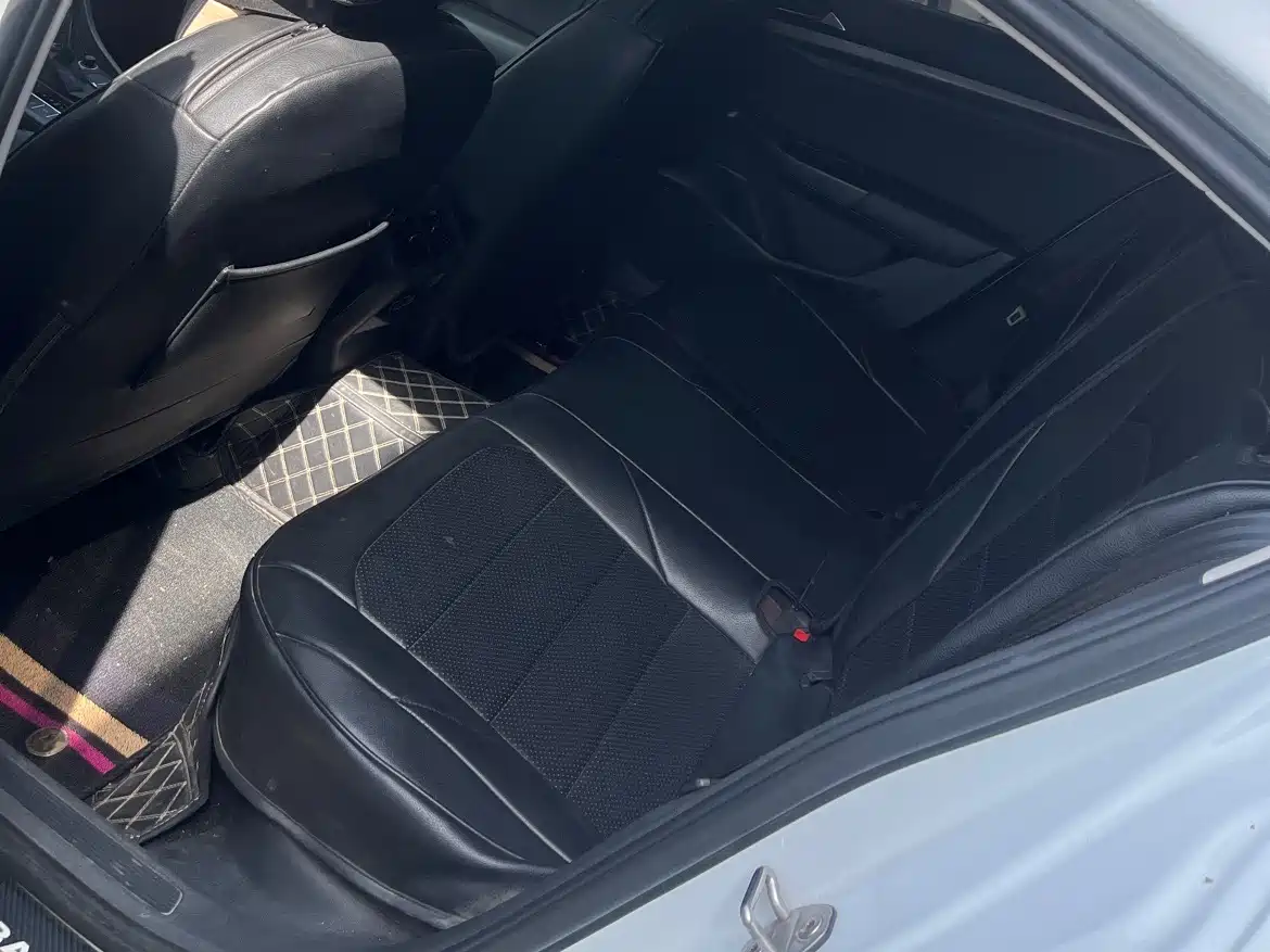 Volkswagen Bora 2021 1.5L Automatic Comfort Smart Edition фото 5