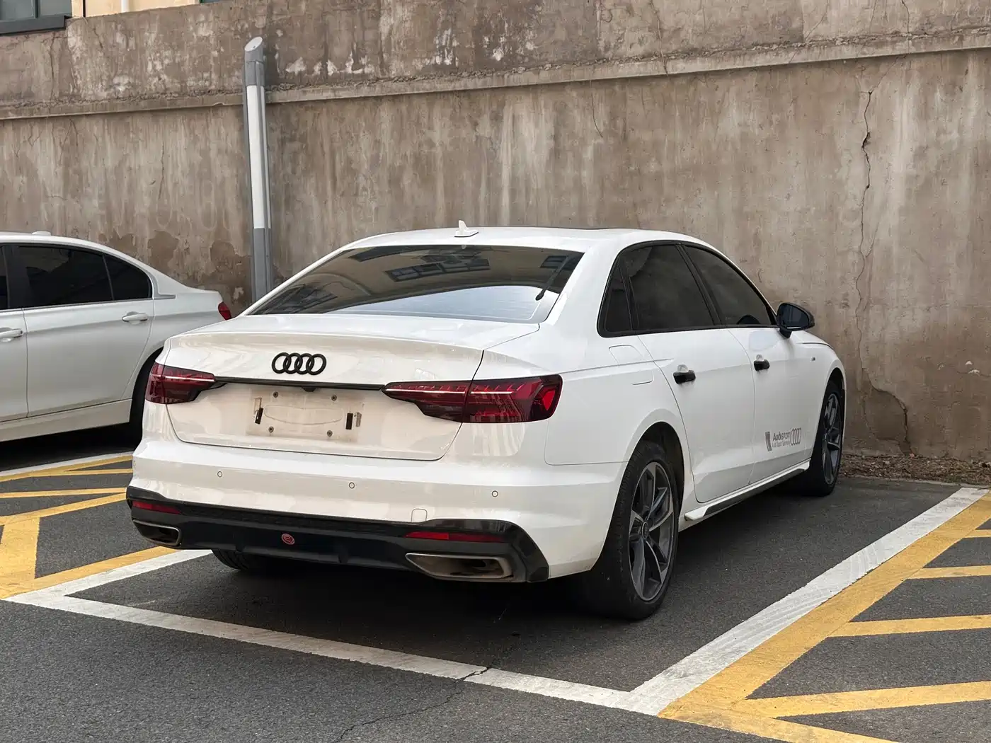 Audi A4L 2023 40 TFSI Luxury Sport фото 12