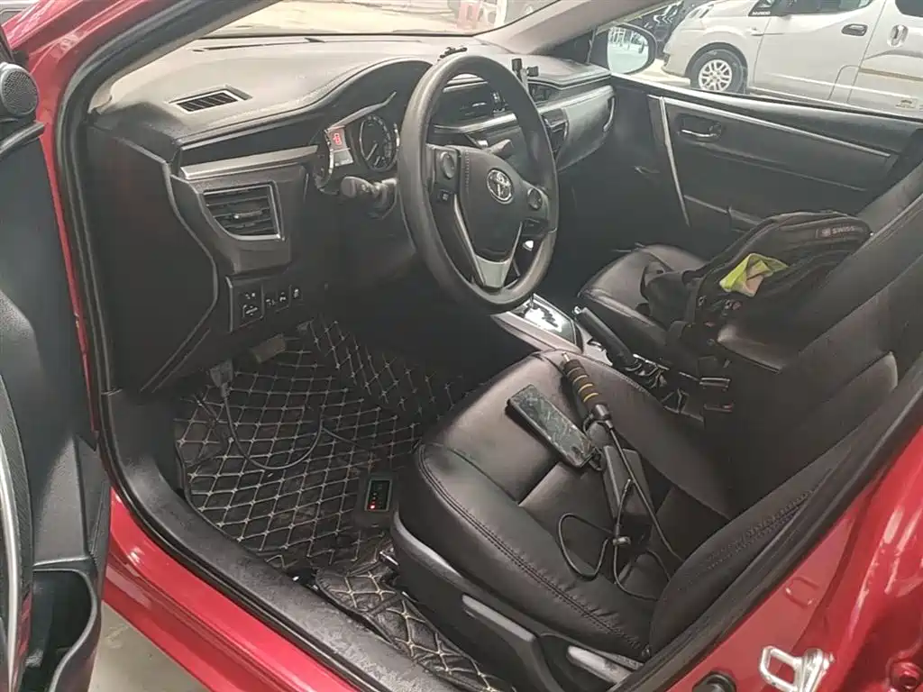 Toyota Corolla 2017 1.2T CVT GL-i фото 16