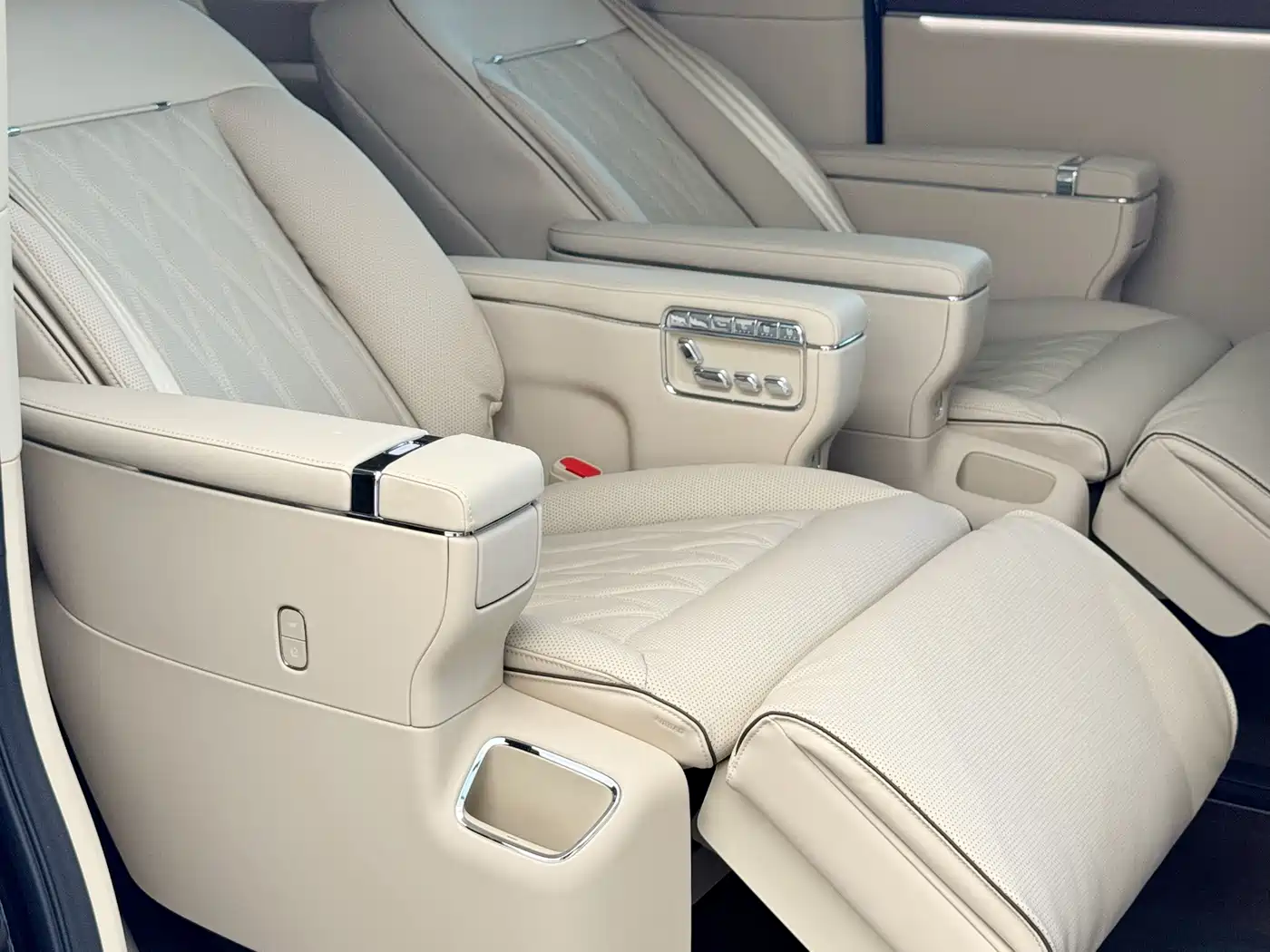 Zhijie Zunjie MPV 2026 2026 Model High-End Edition
