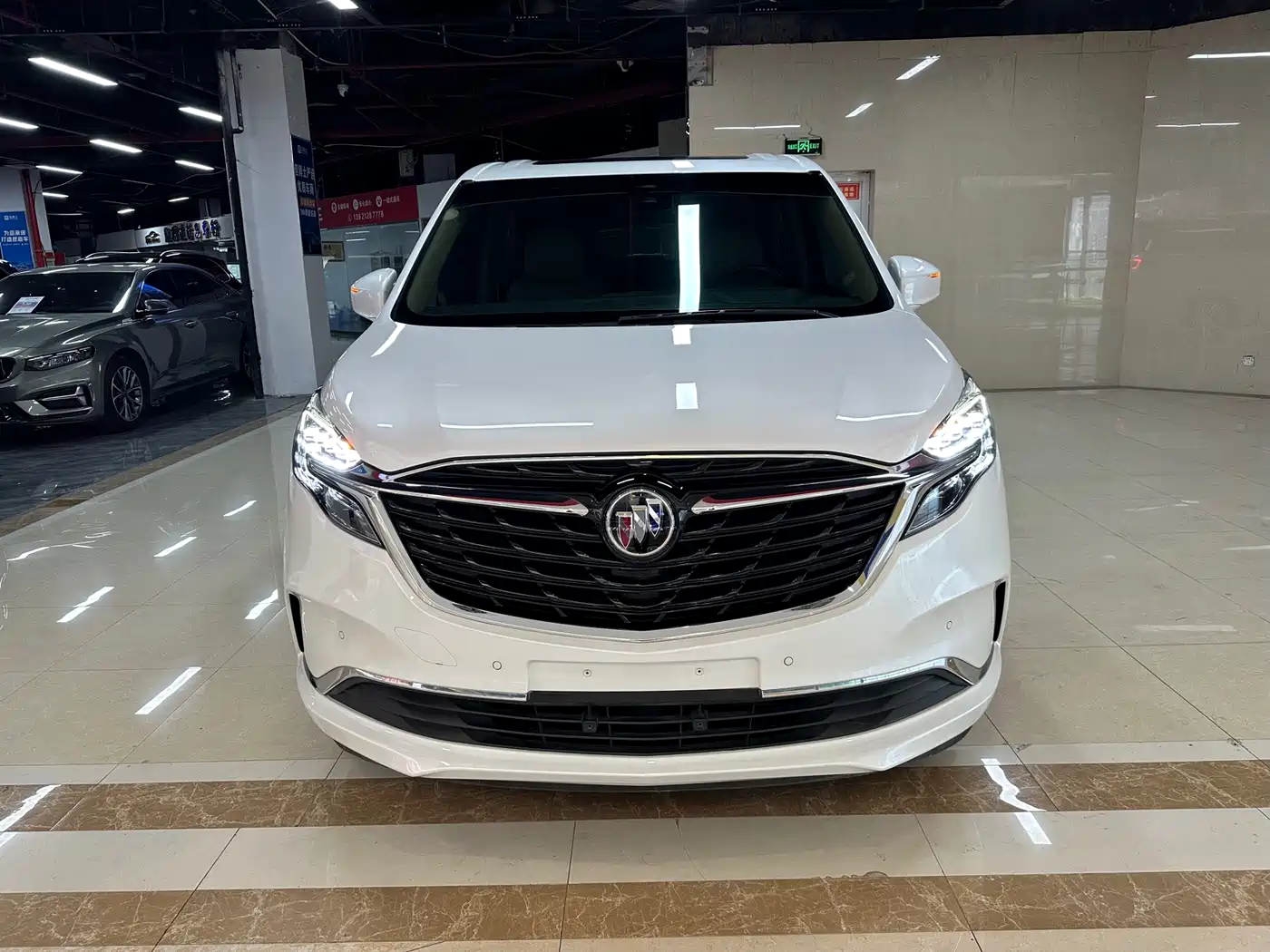 Buick GL8 2021 ES Landlord 653T Premium фото 2