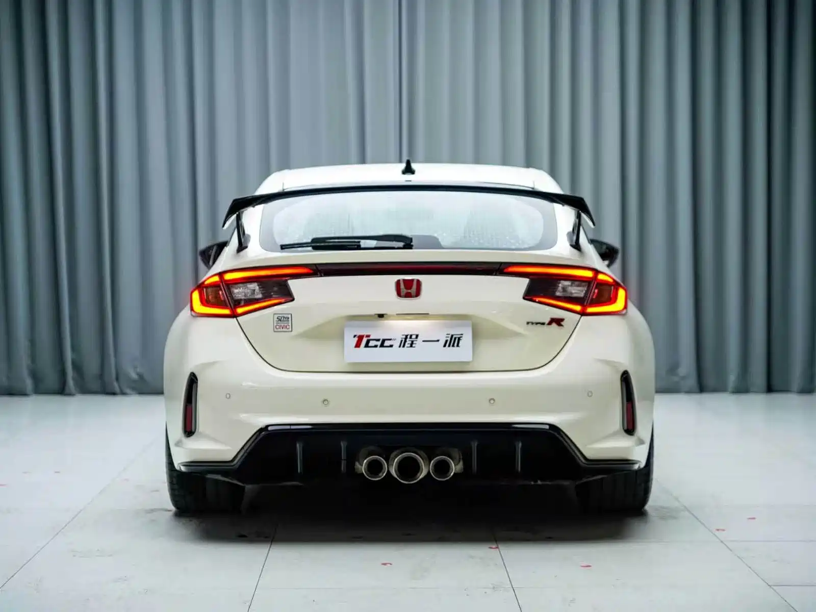 Фото 16 - Honda Civic (Import)