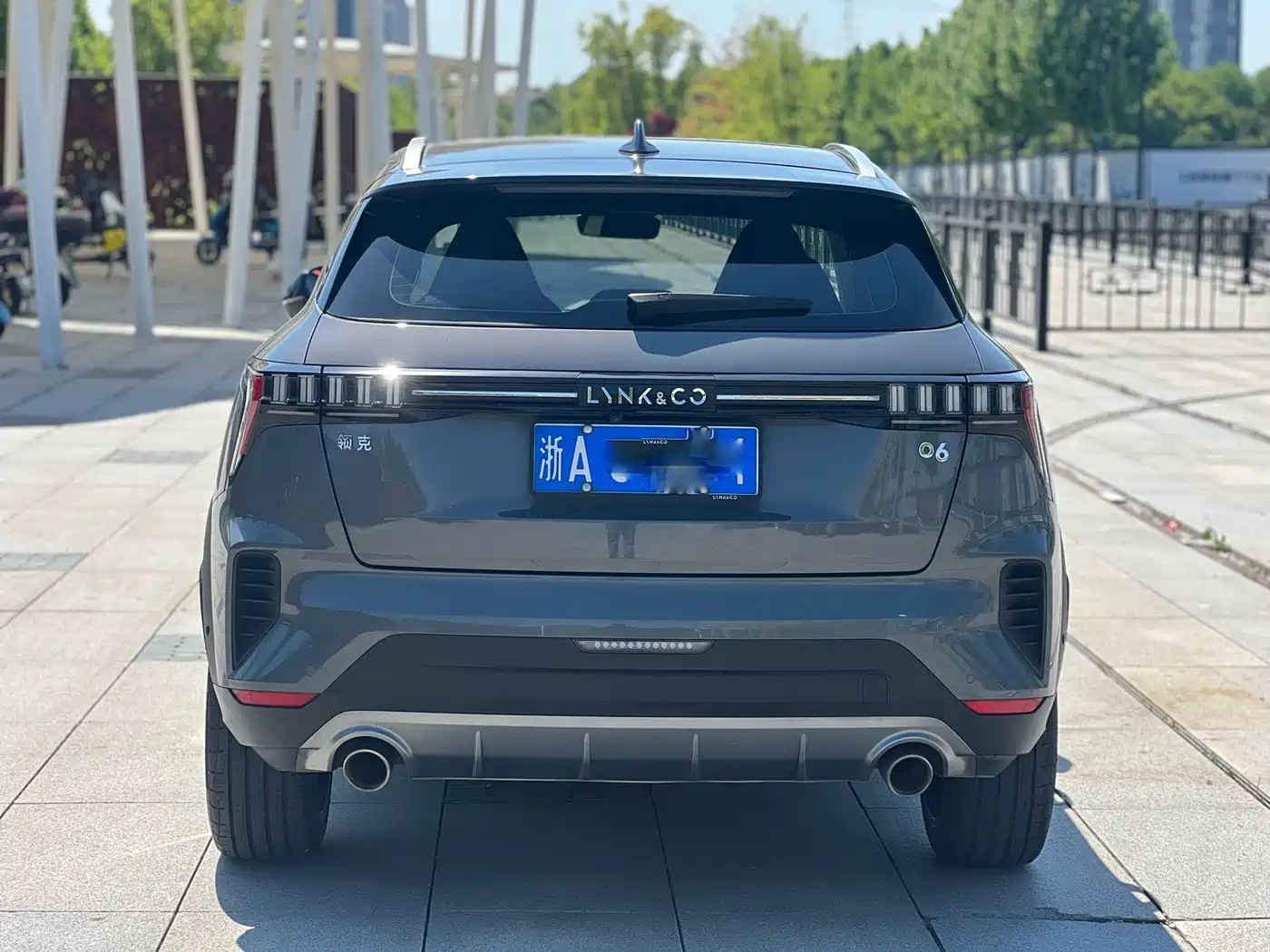 Lynk & Co 06 2020 1.5T Halo фото 6