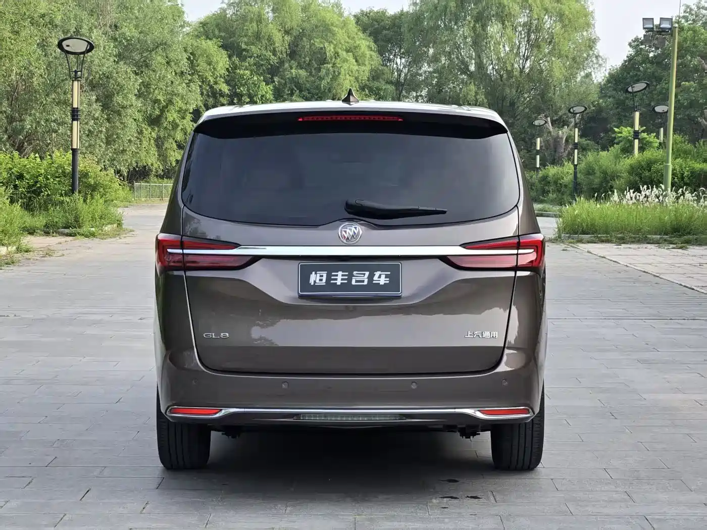 Buick GL8 2023 Land Business Class 652T Luxury фото 4
