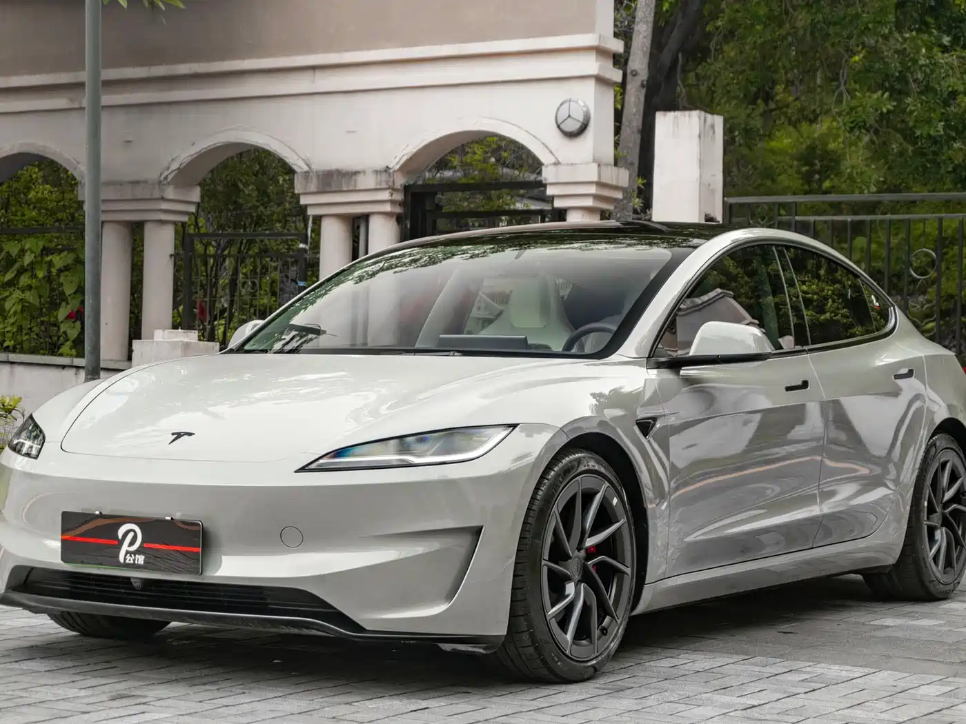 Tesla Model 3 2025 Model Year Facelift Performance All-Wheel Drive фото 3