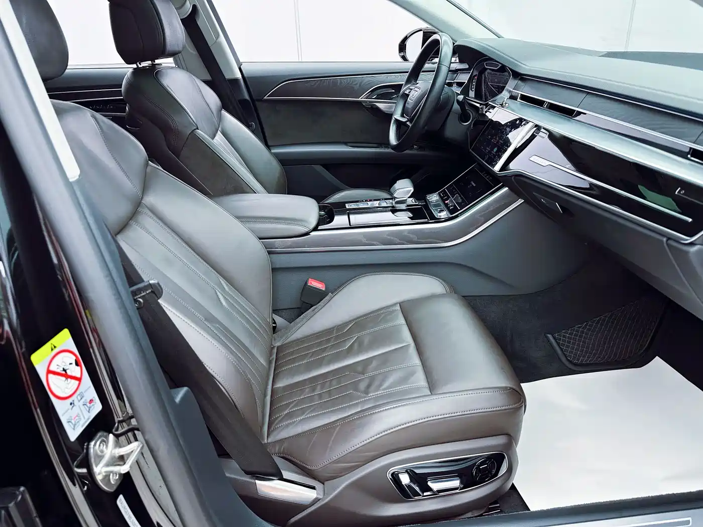 Audi A8 2019 Plus A8L 50 TFSI quattro Comfort фото 16