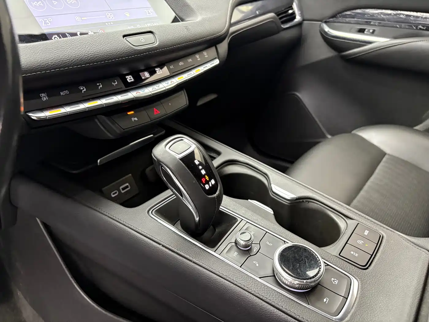 Cadillac XT4 2018 Model 28T 2WD Technology фото 9