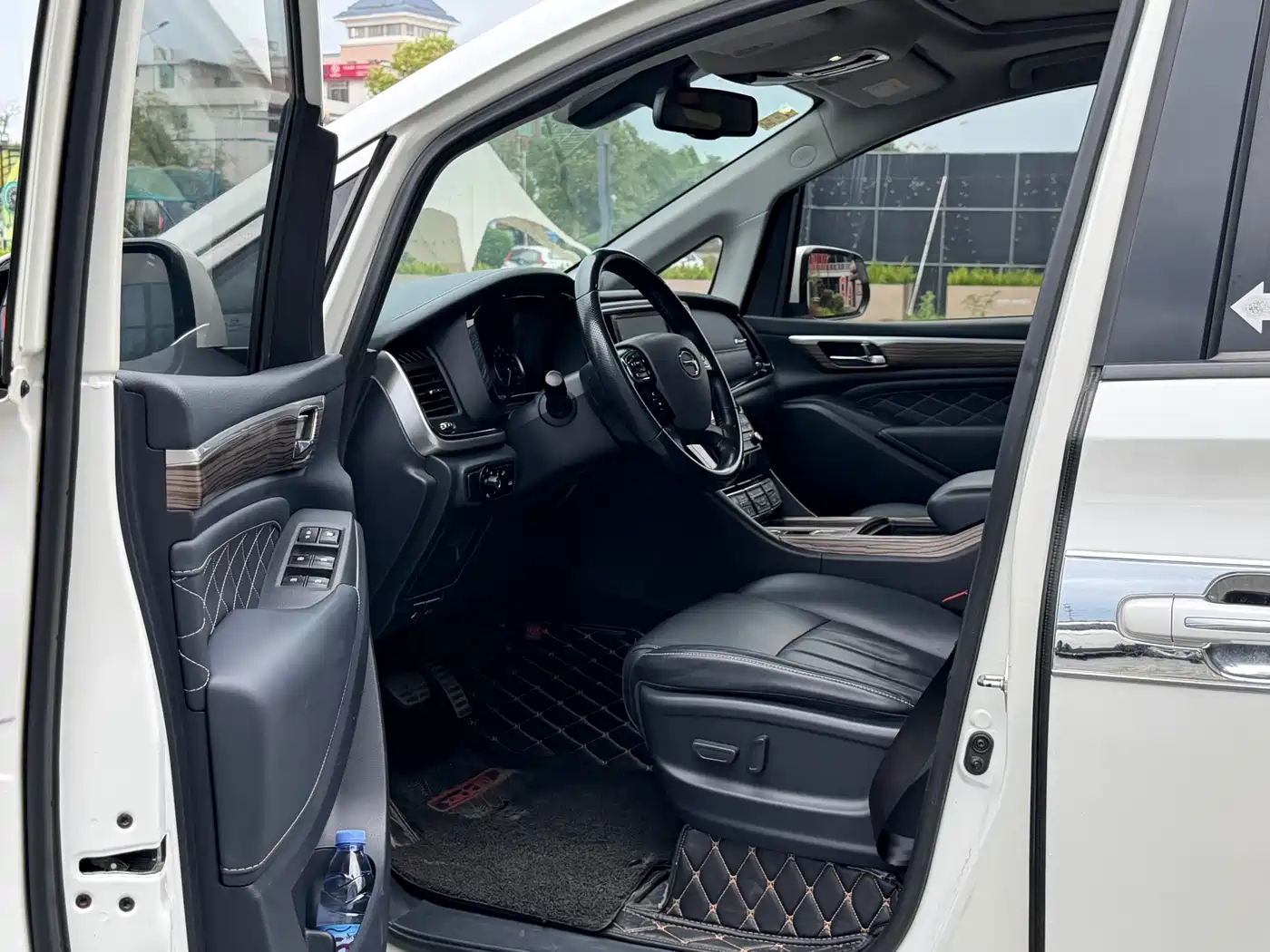 GAC Trumpchi Trumpchi M8 2018 320T Premium Edition фото 4
