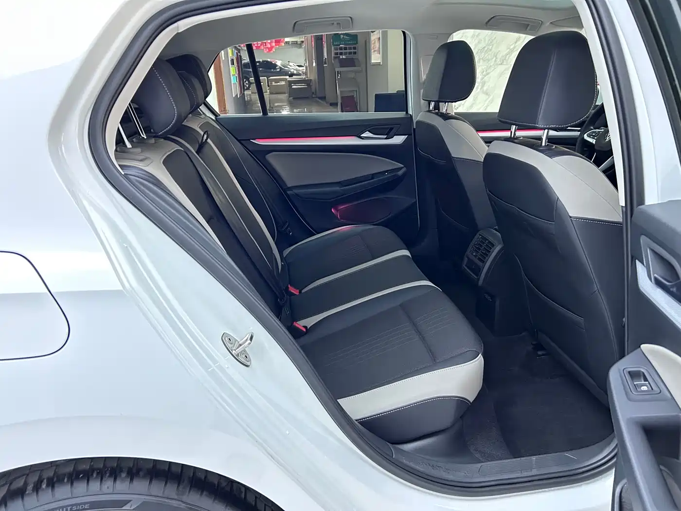 Volkswagen Golf 2021 280TSI DSG Pro фото 11
