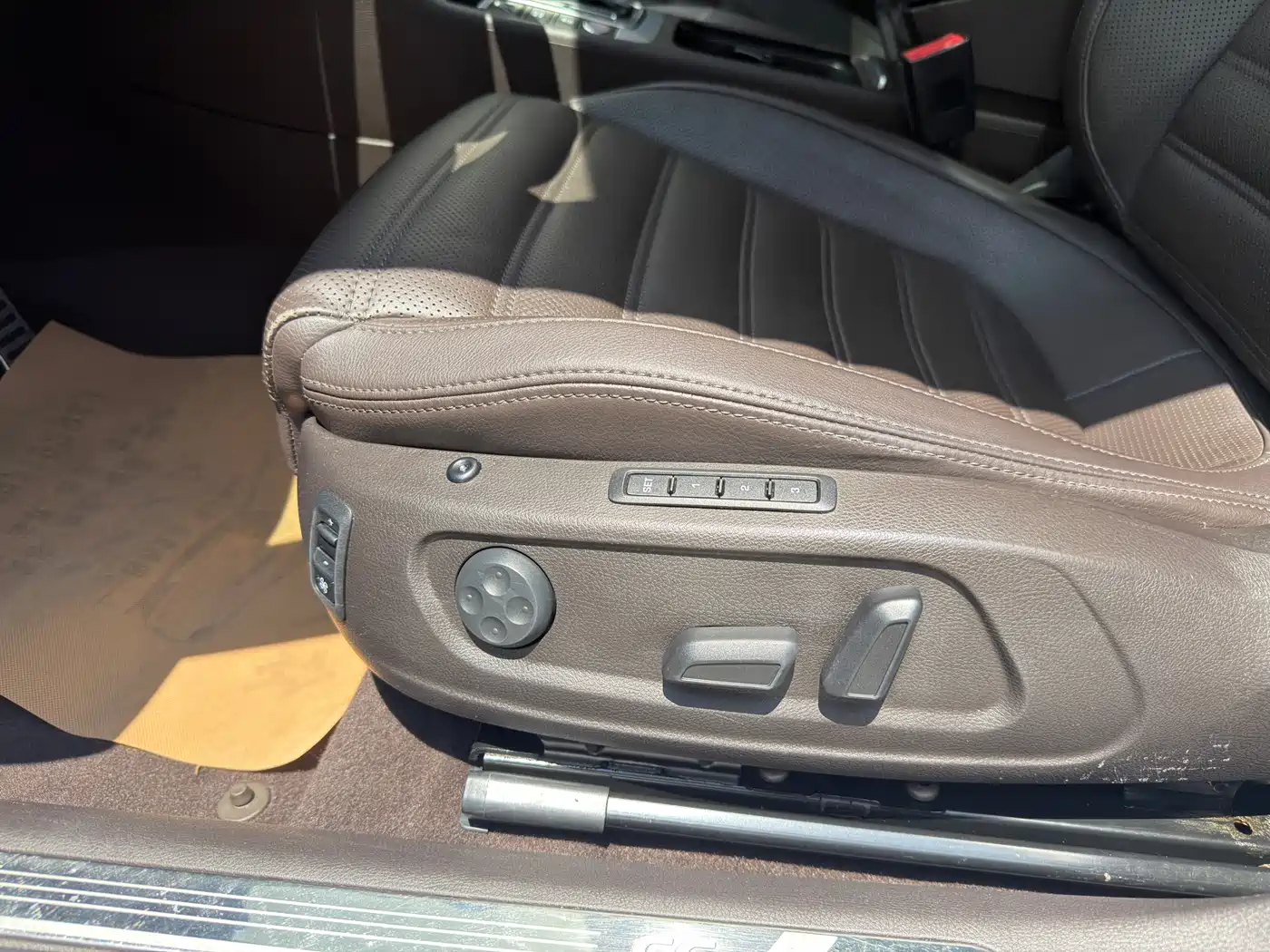 Volkswagen FAW-Volkswagen CC 2018 2.0TSI Luxury фото 15