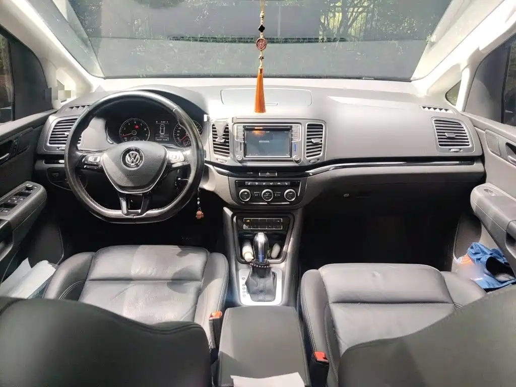 Volkswagen Sharan 2018 2018 380TSI Premium 7-Seater
