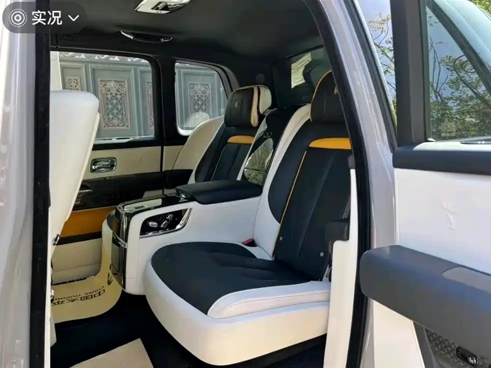 Rolls-Royce Cullinan 2022 2020 Black Badge