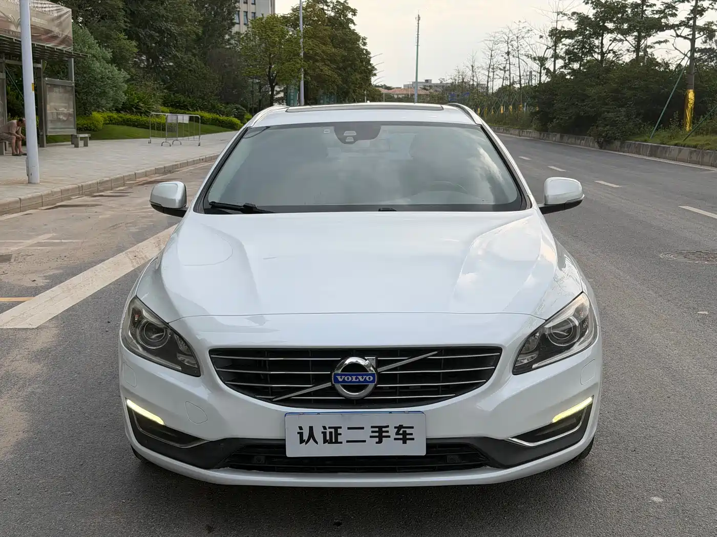Volvo V60 2014 2015 T5 Momentum