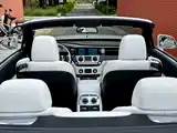 Фото 18 - Rolls-Royce Dawn