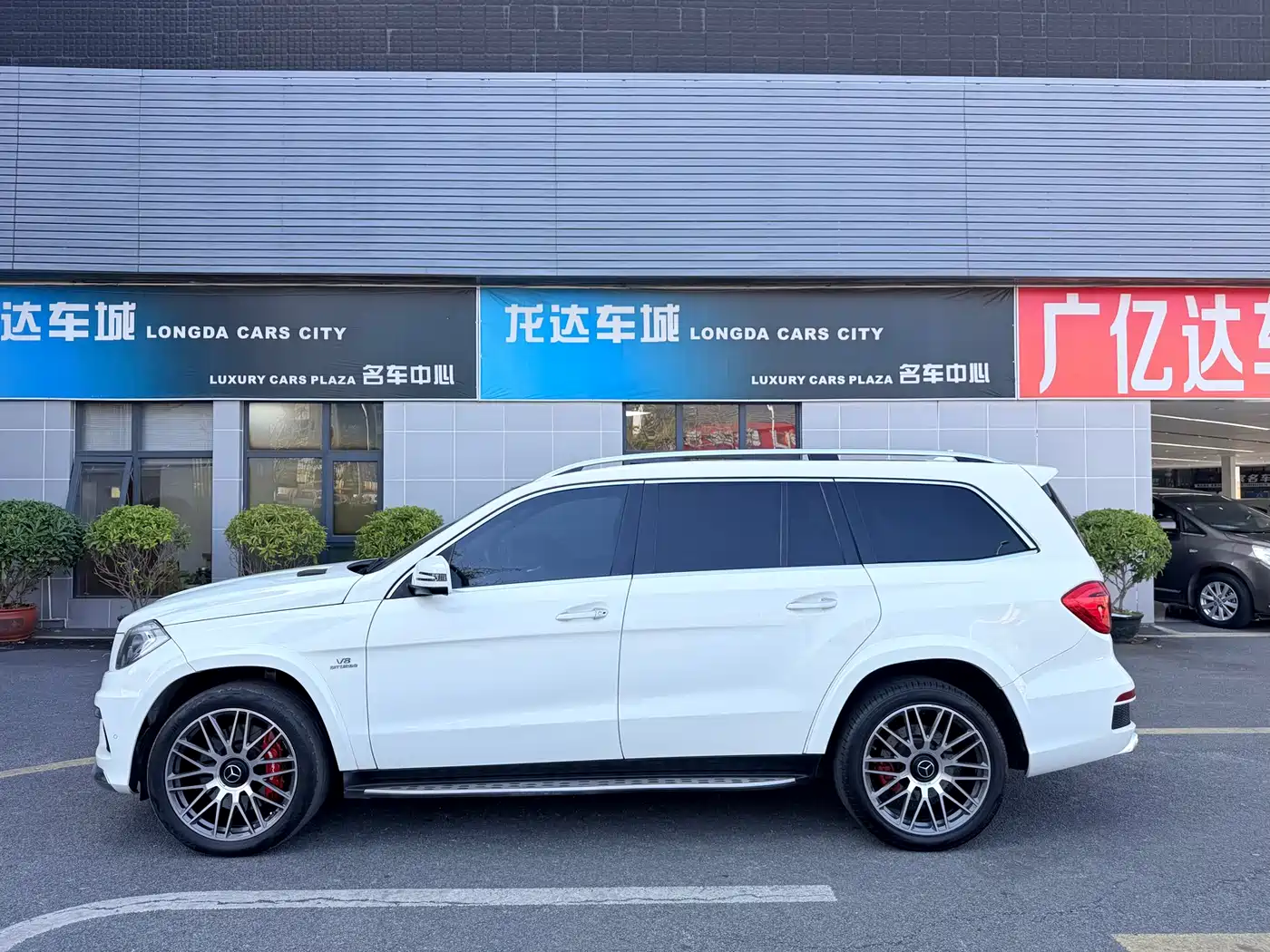 Mercedes-Benz GL-Class AMG 2013 AMG GL 63 фото 11