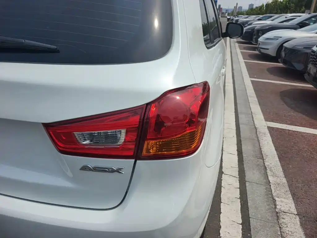 Mitsubishi ASX 2018 2018 2.0L CVT 2WD Premium