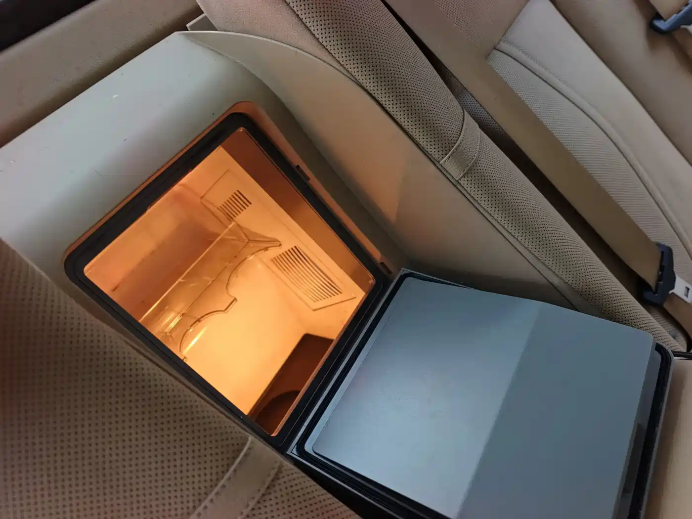 BMW 7 Series 2005 Model 740Li фото 24