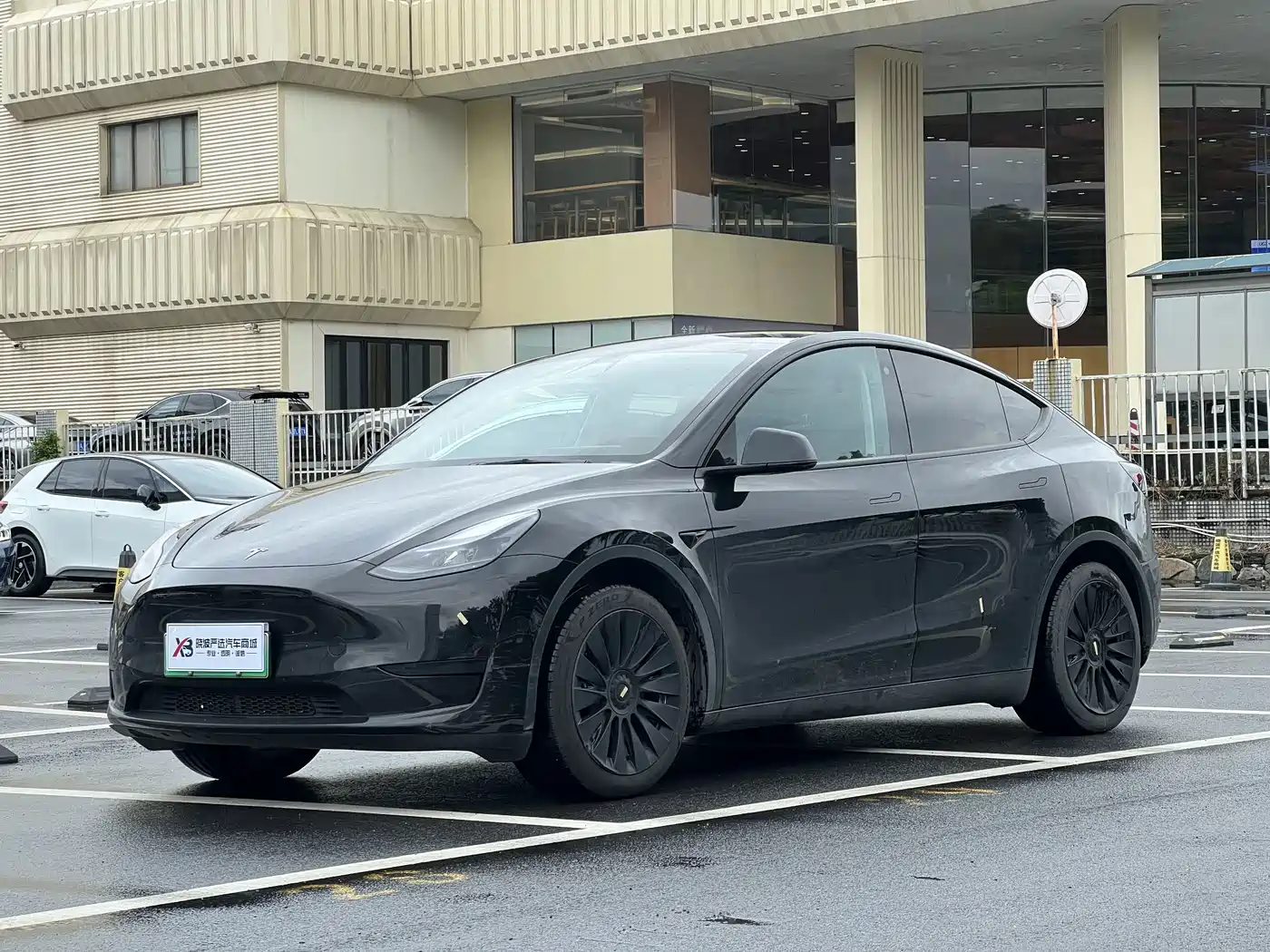 Tesla Model Y 2022 Rear-Wheel Drive Version