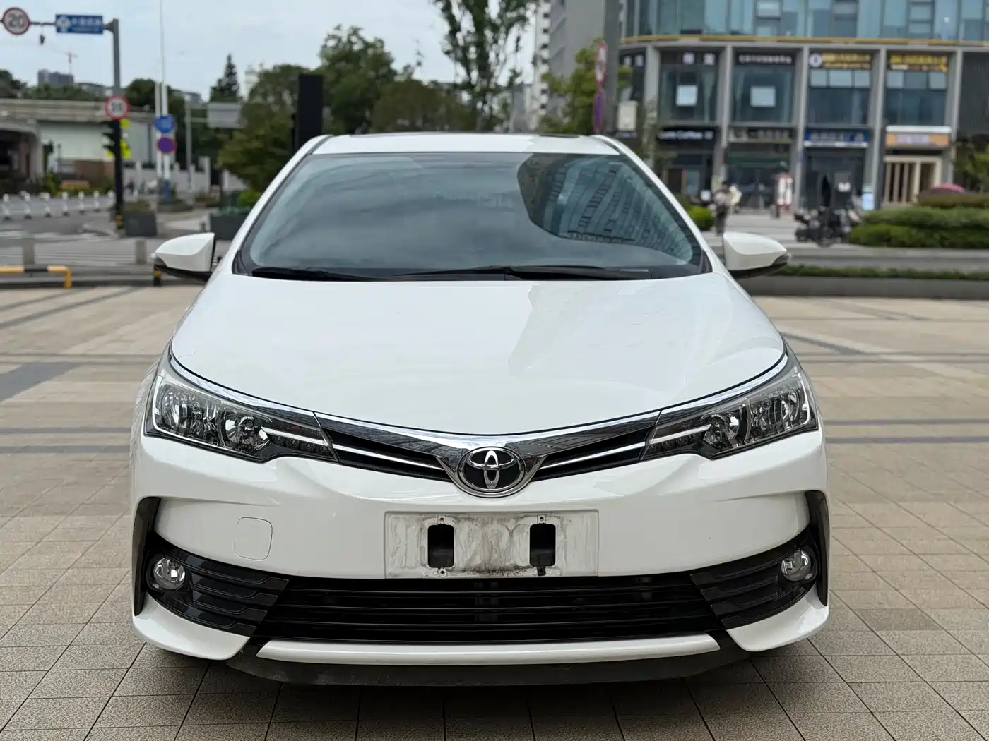 Toyota Corolla 2017 Facelift 1.2T S-CVT GL-i фото 5