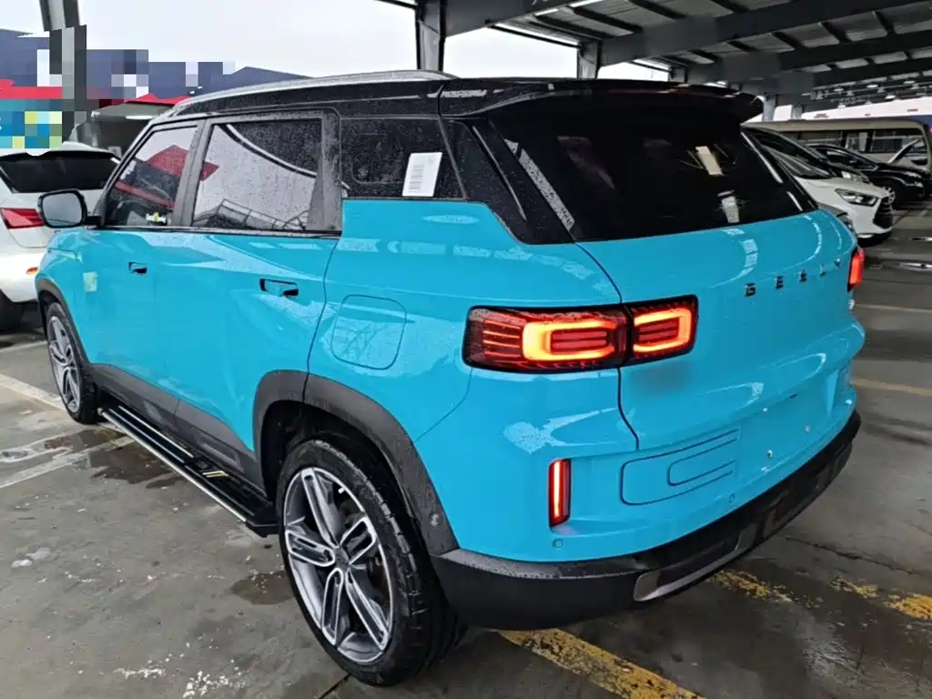 Фото 5 - Geely ICON