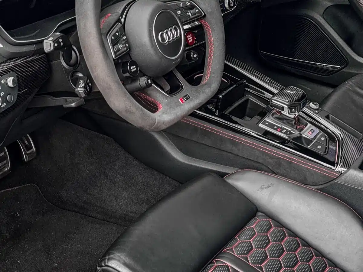 Audi RS 4 2021 RS4 Avant Obsidian Edition фото 9