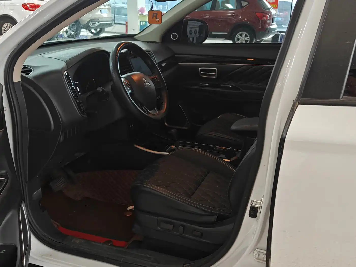 Mitsubishi Outlander 2022 2021 2.0L 2WD Yaodong Edition 5-seater