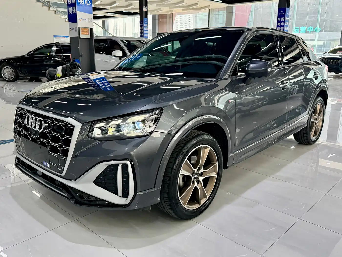 Audi Q2L 2022 35 TFSI Fashion Dynamic