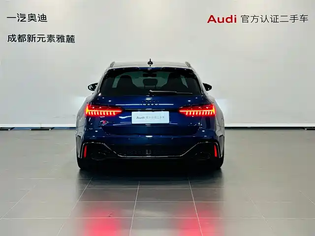 Audi RS 6 2021 RS 6 4.0T Avant Premium — фото 5