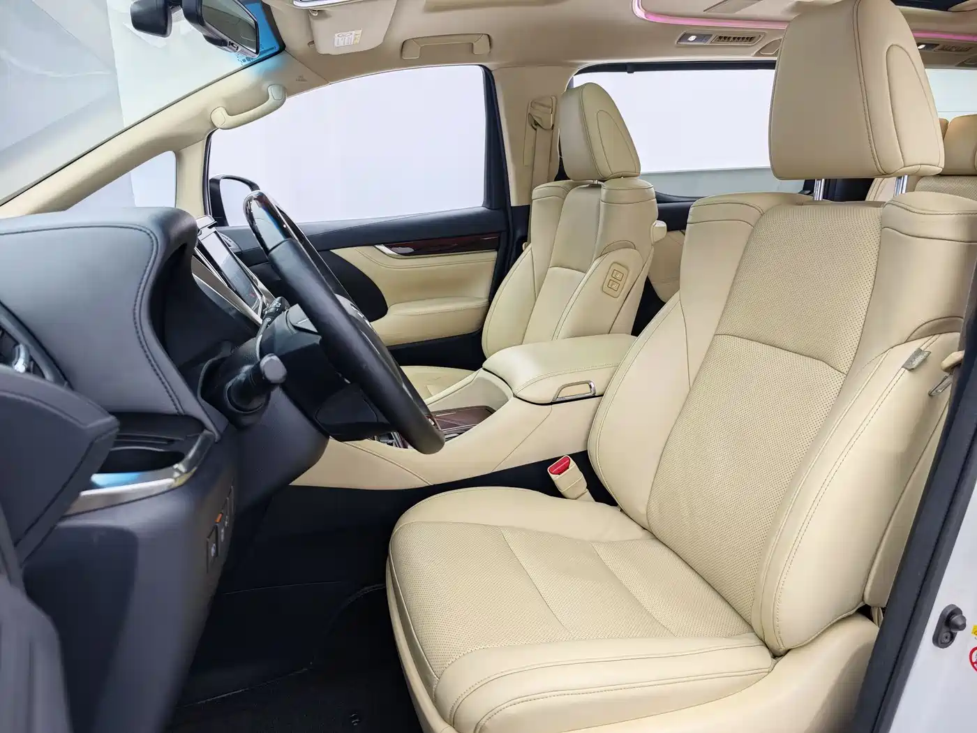 Toyota Alphard 2015 3.5L Luxury Edition фото 5