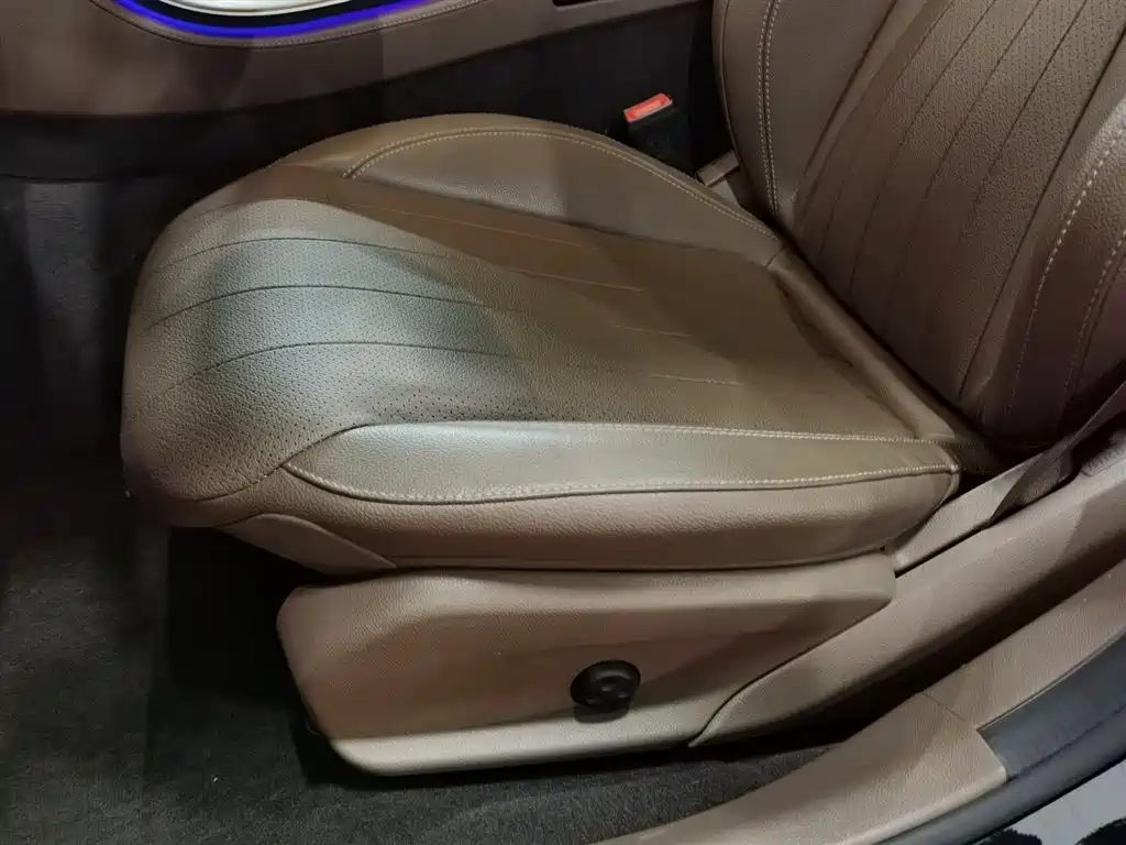 Mercedes-Benz E-Class 2023 Facelift E 300 L Fashion фото 20