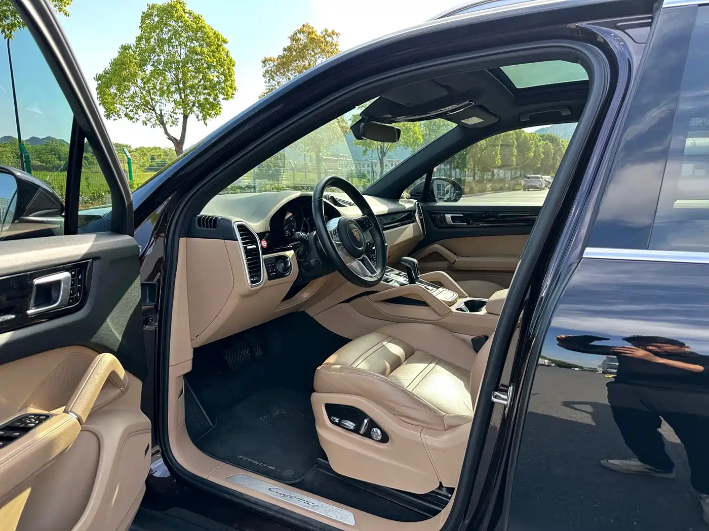 Porsche Cayenne New Energy 2019 Cayenne E-Hybrid 2.0T фото 13